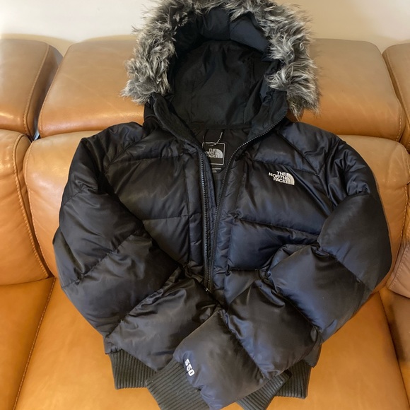 North face black puffer jacket with fur hood Clearance